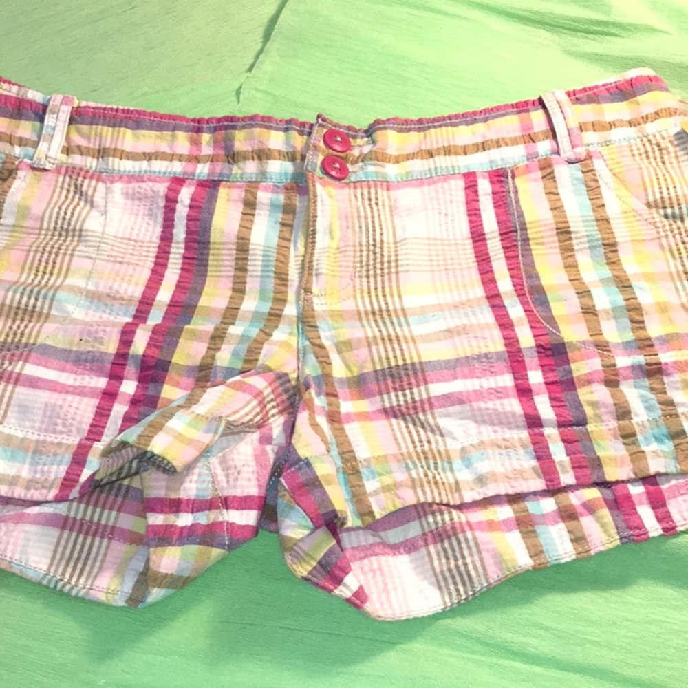Shorts NWT